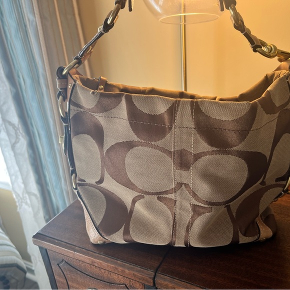 Vintage Coach bag with matching coin purse - Picture 2 of 16